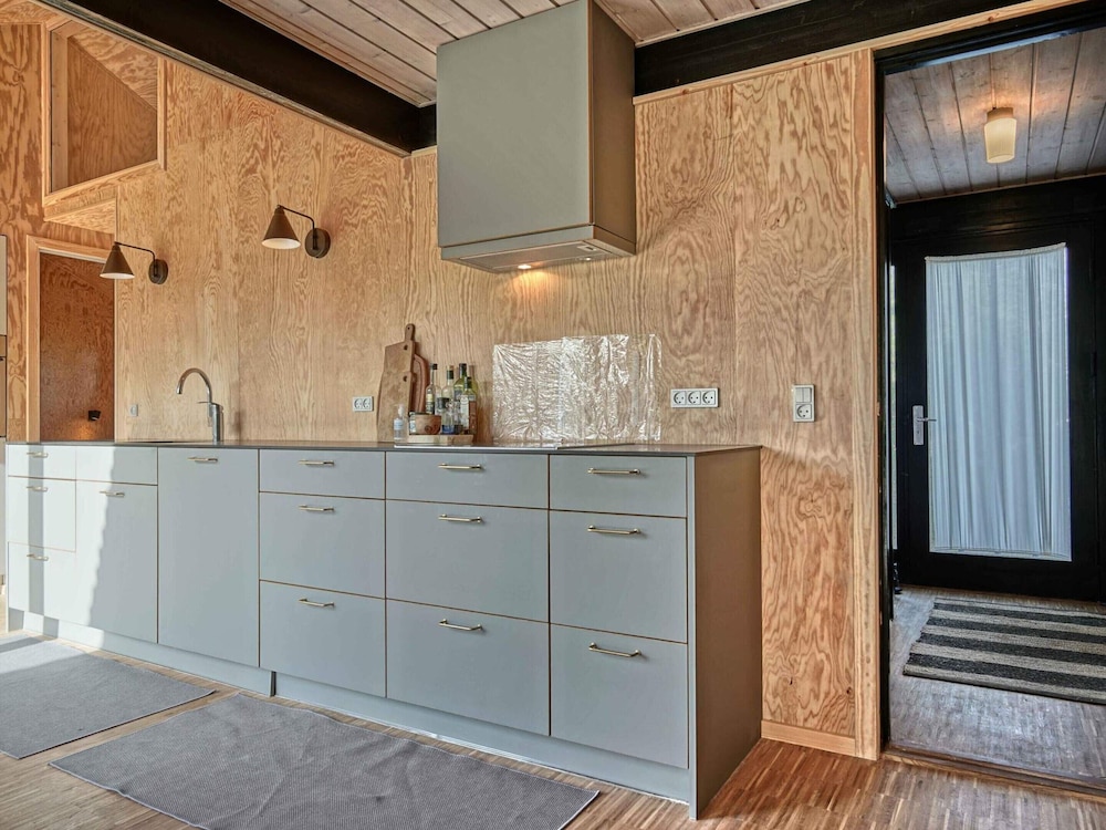 5 Star Holiday Home in Ronne