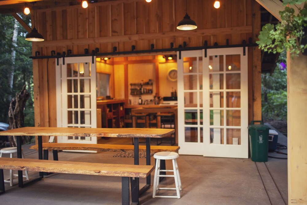 Heartwood Retreats