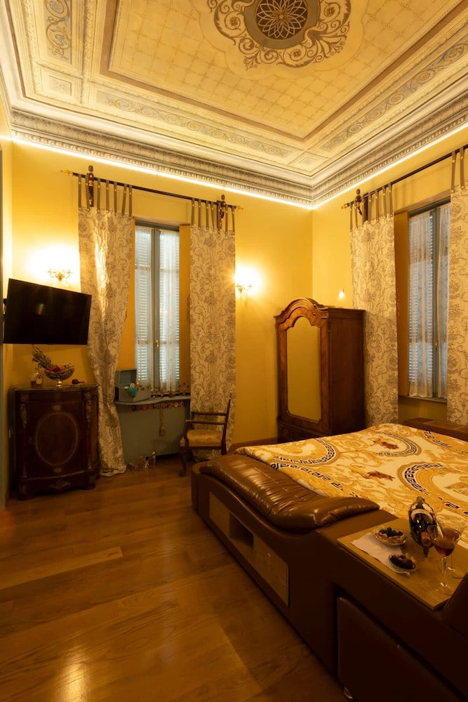 Athena Pegasus Suites - Medousia Spa Luxury Escape