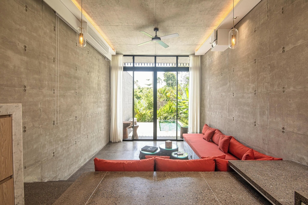 Modern 2BR Villa Enclosed Living Heart of Canggu