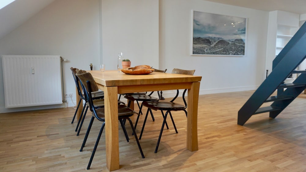 Unit 8 - Charming Loft Apt. Near Avenue Louise