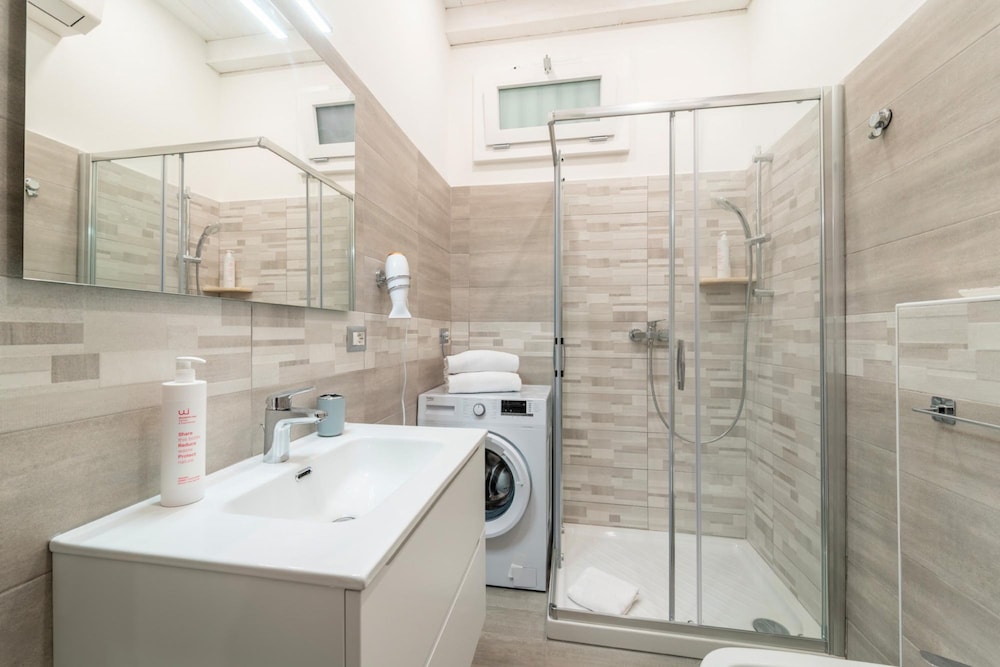 Modern Apartment in Via Carloni by Wonderful Italy
