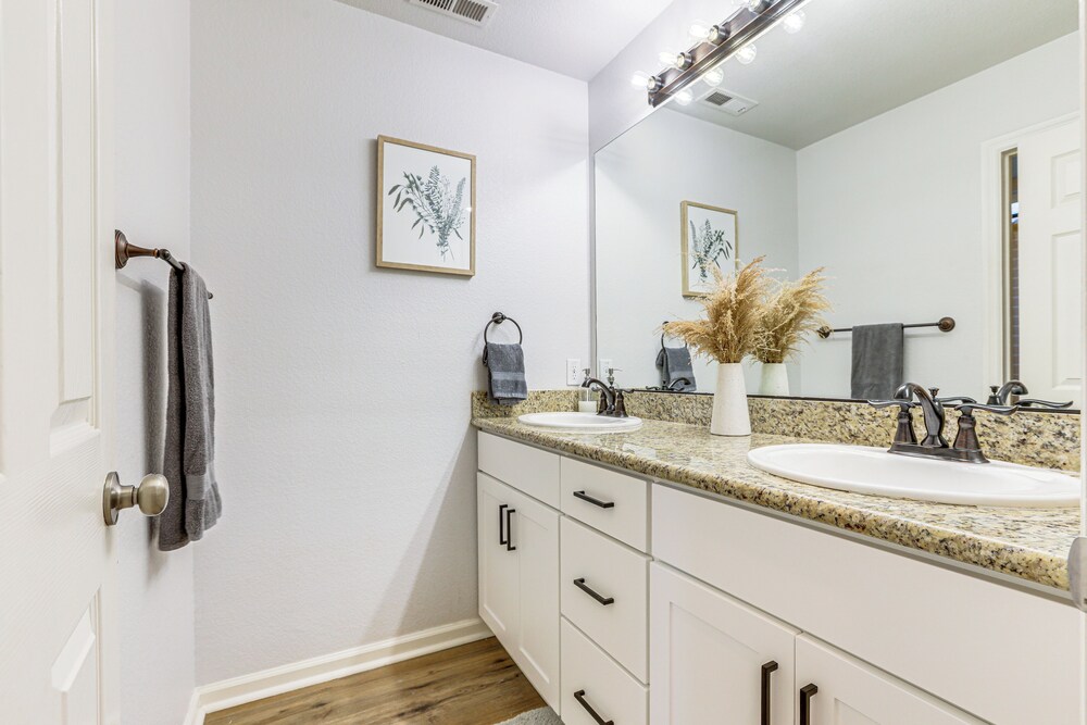 Family Home Near Folsom Lake in El Dorado Hills!