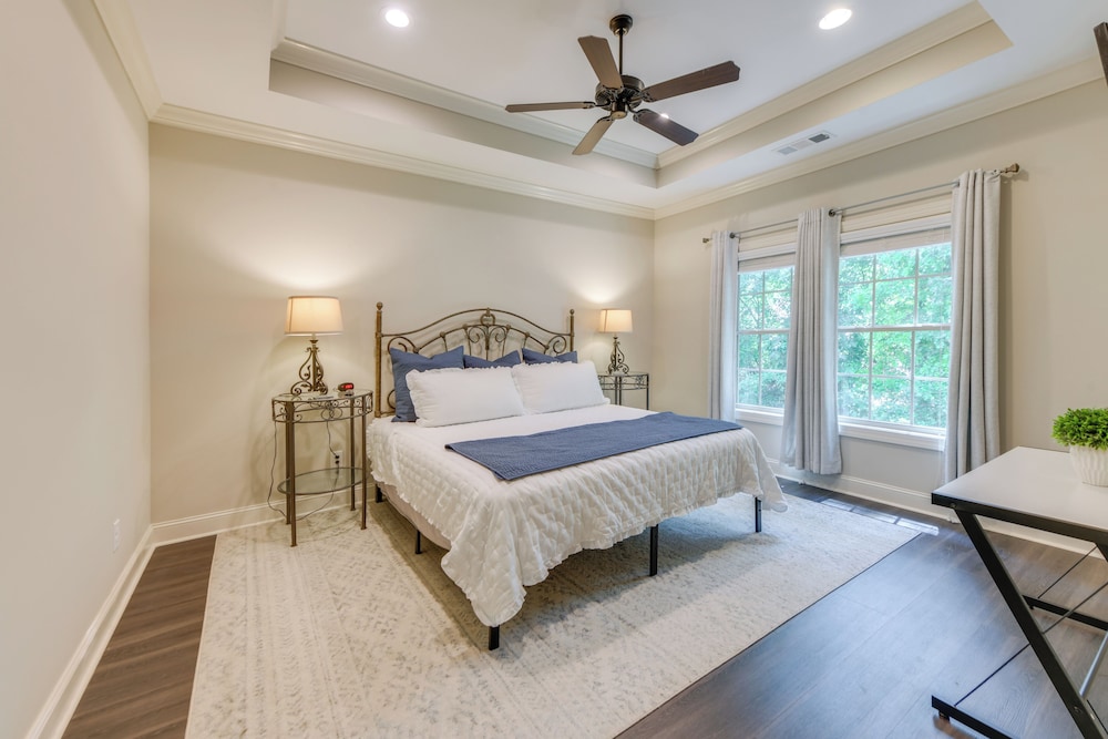 3 Mi to Campus: Auburn Home w/ Deck + Fire Pit