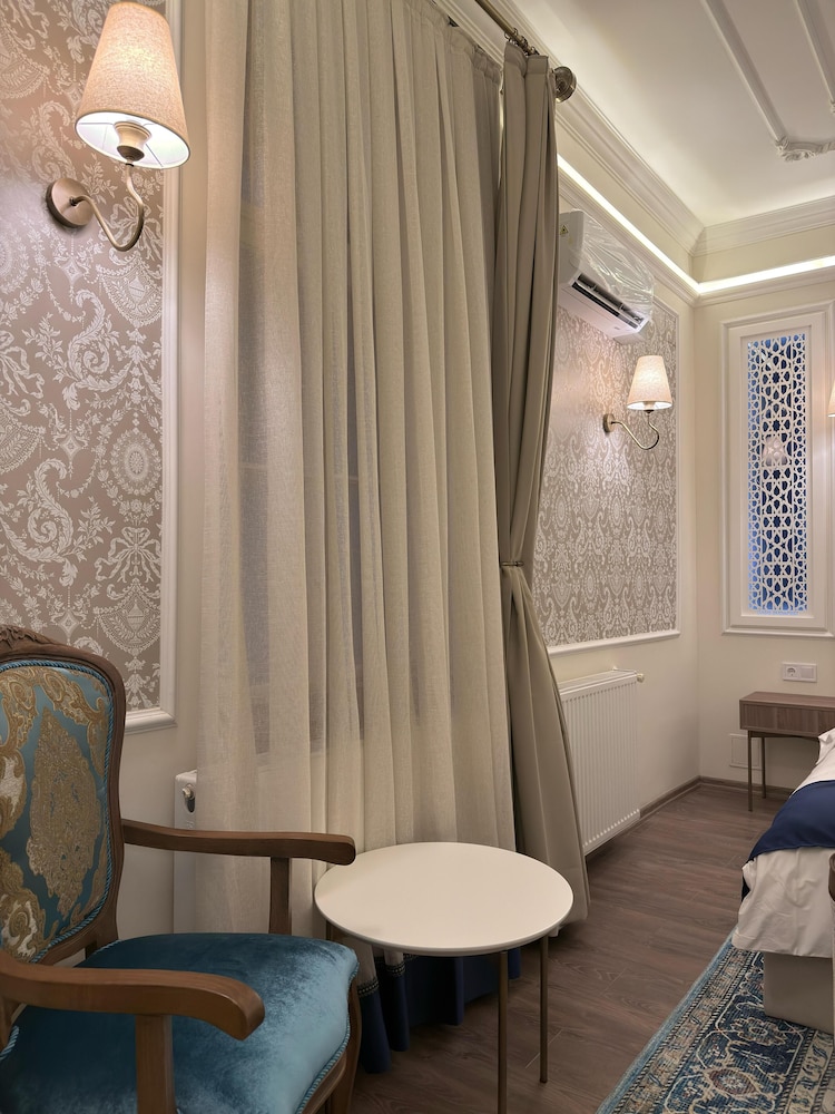 Oasis Inn Budapest