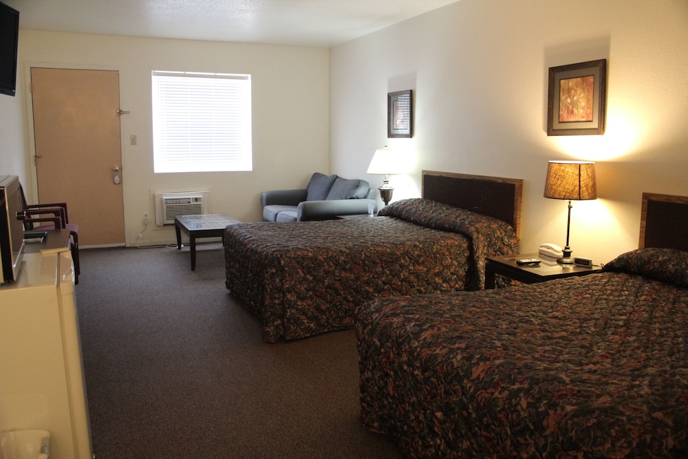 The Lake House Inn