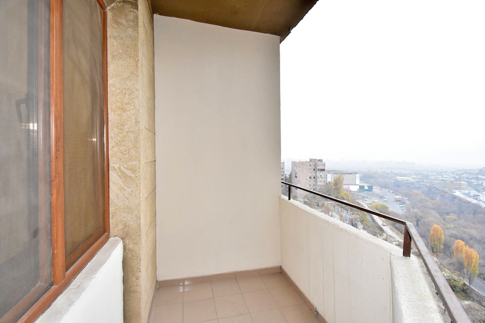 Apartment on Argishti 15 street