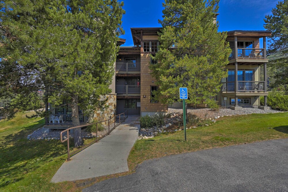 Hotel Steamboat Springs Studio < 1 Mi to Ski Resort - Image 1