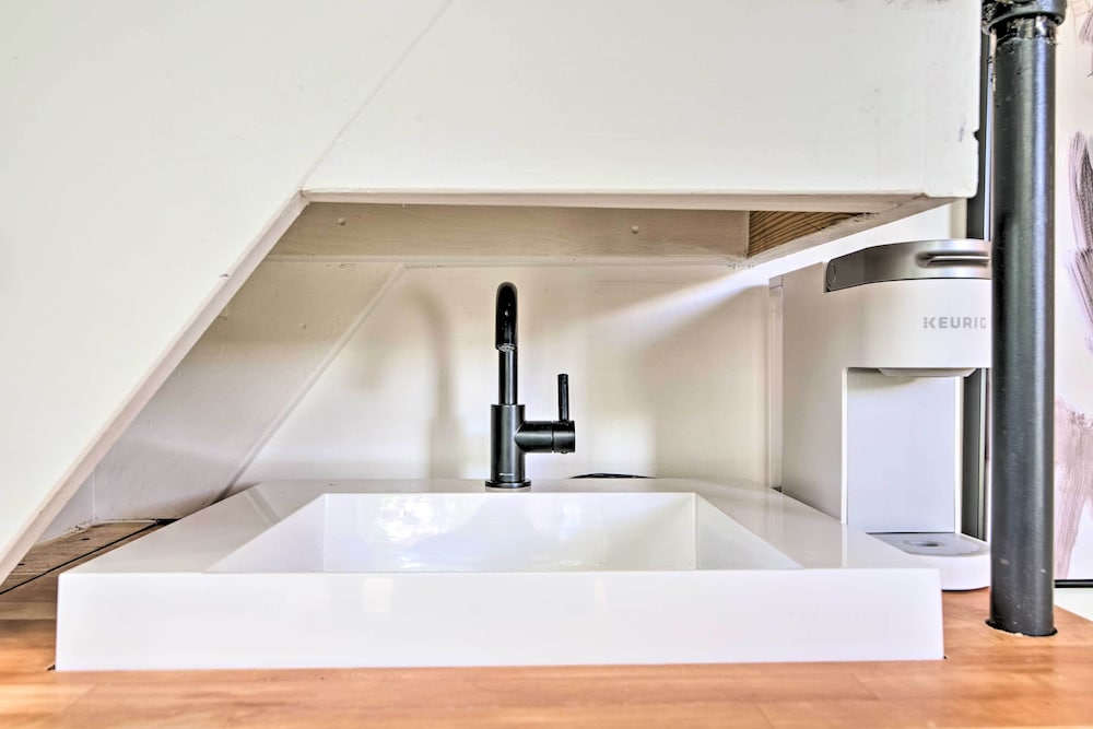 Modern Starkville Tiny Home Near Dining  MSU - Property Image 19