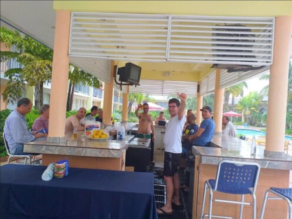 Grand Bahama Island - Freeport Vacations - Royal Islander Hotel - Property Image 12