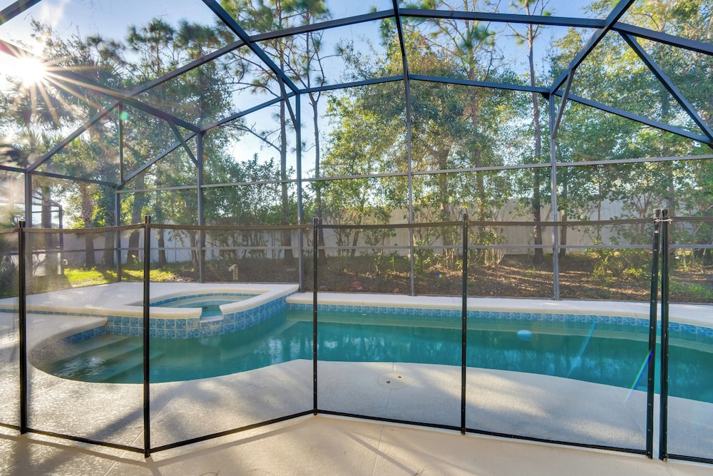 11 Mi to Disney: Pet-friendly Aviana Resort Home!