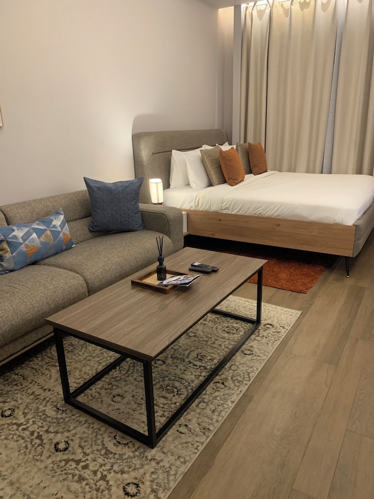 The City Landing Apartments At Diamond