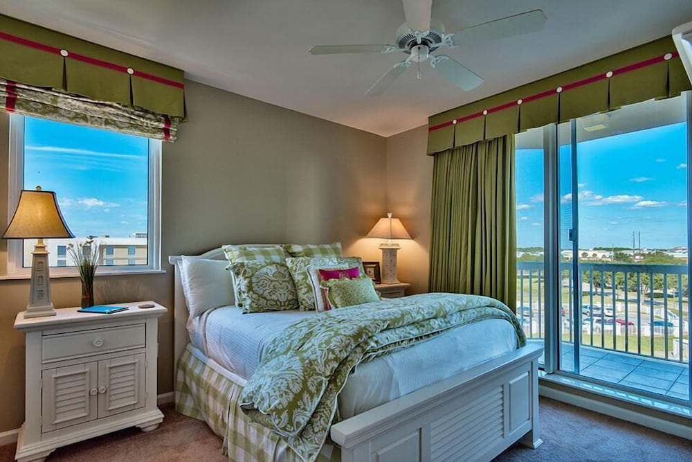 ST LUCIA 506 3 Bedroom Holiday Home by Five Star Properties