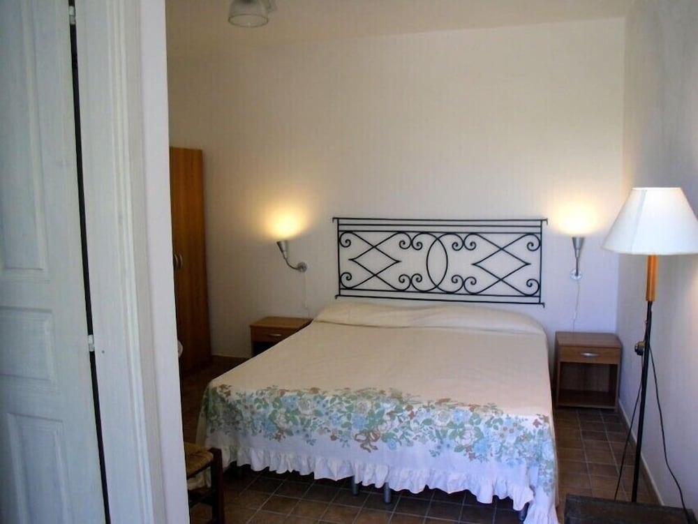 Il Bagolaro view 2