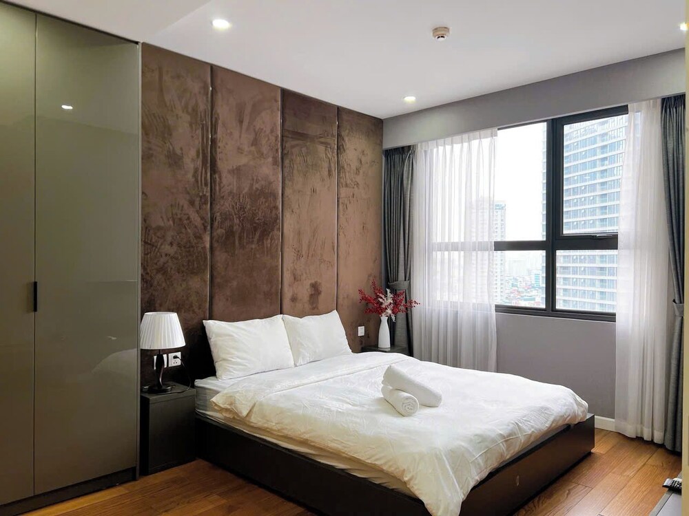 VivaLake Homes - Vinhomes Skylake Pham Hung