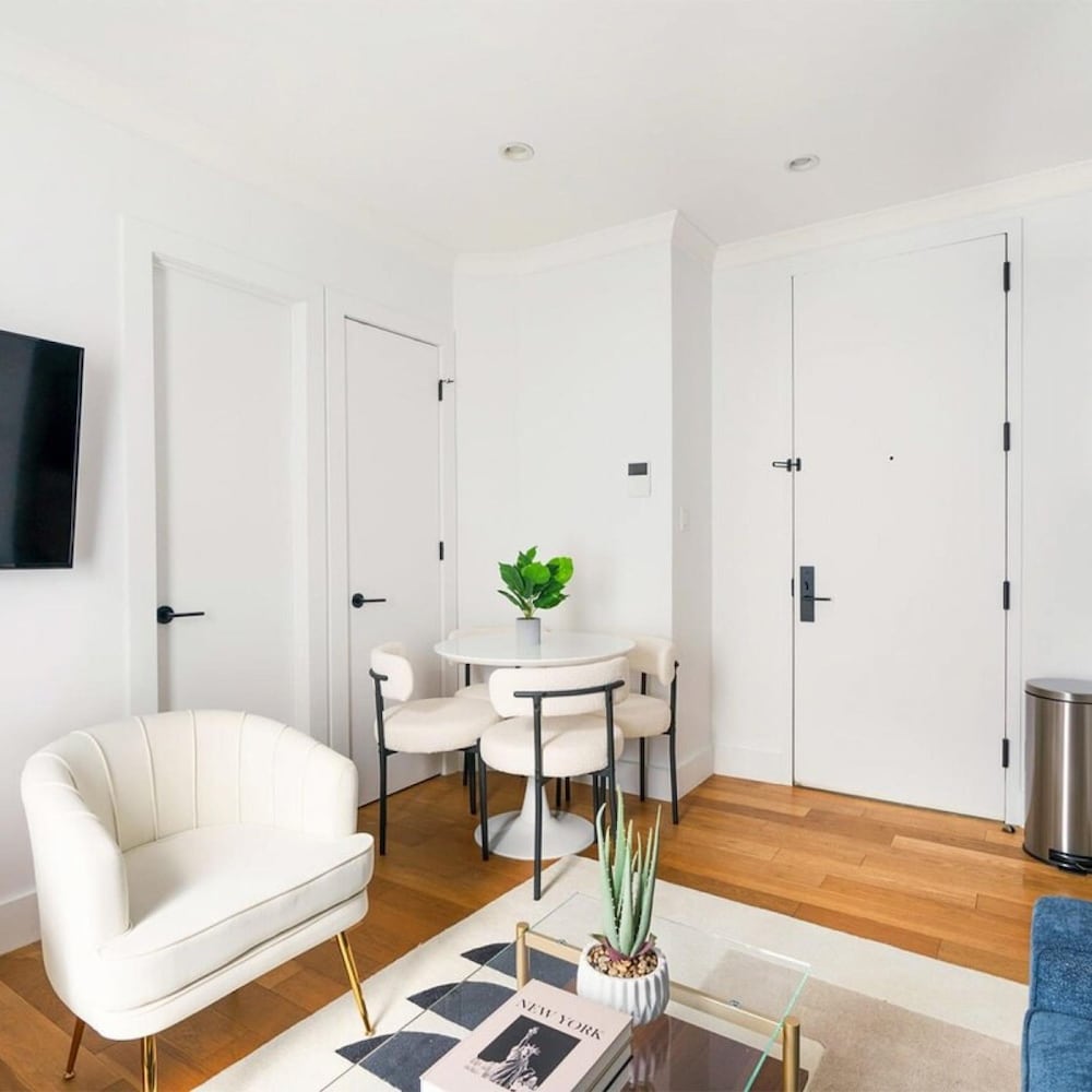 403-4c New 3br 2baths Prime ues