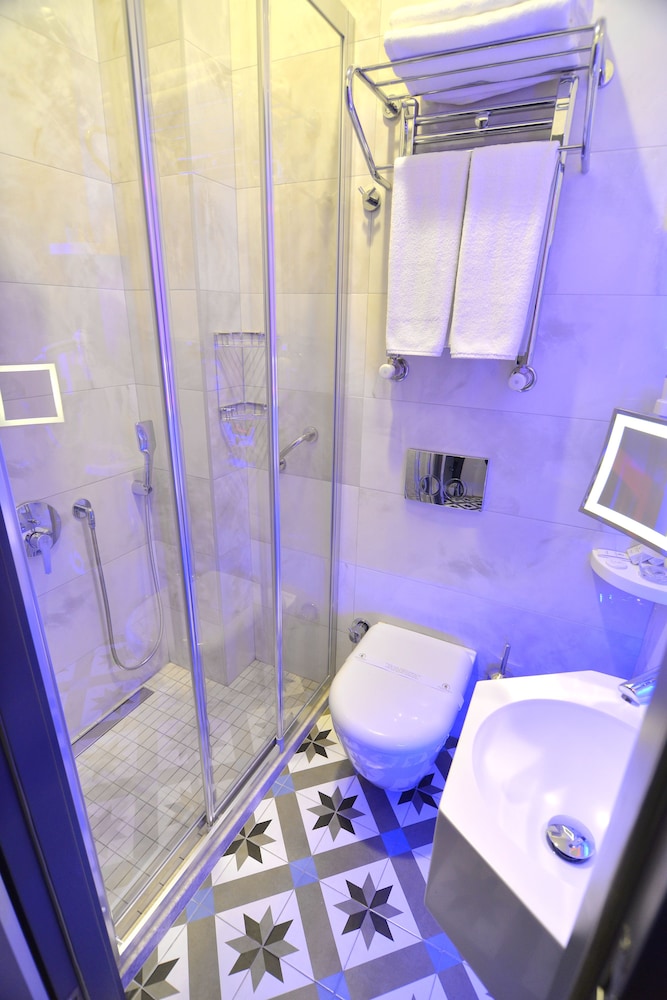 Pera Luna Residence - Özel Sınıf - Image 69