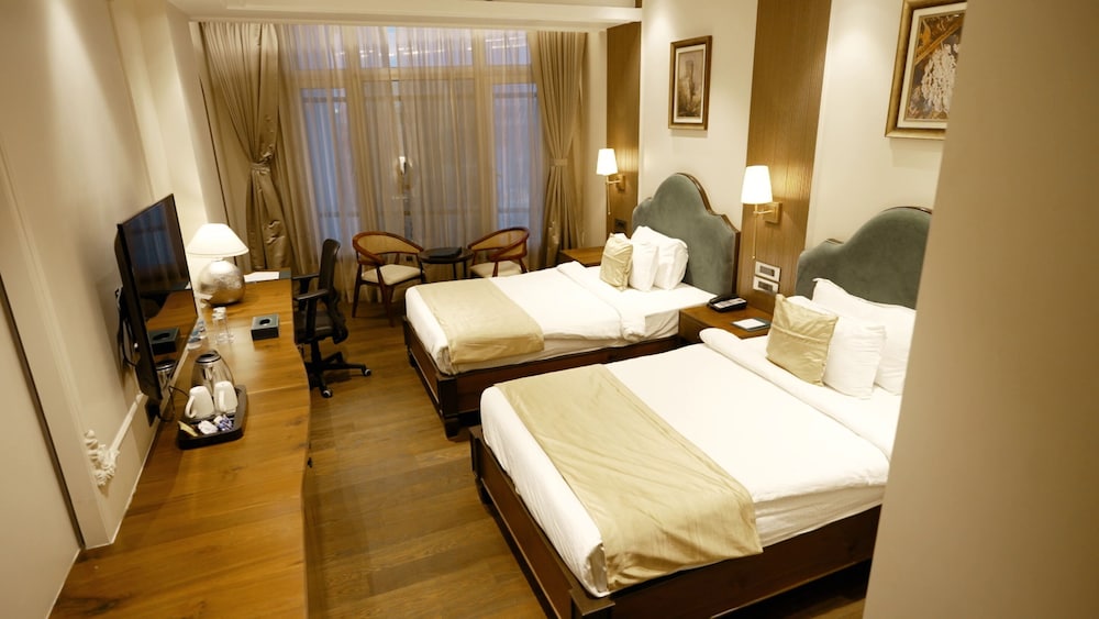 HOTEL MANTIS & RESORTS MUZAFFARPUR