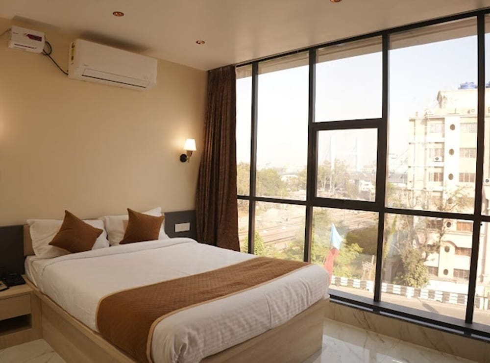 HOTEL JASRAJ INN