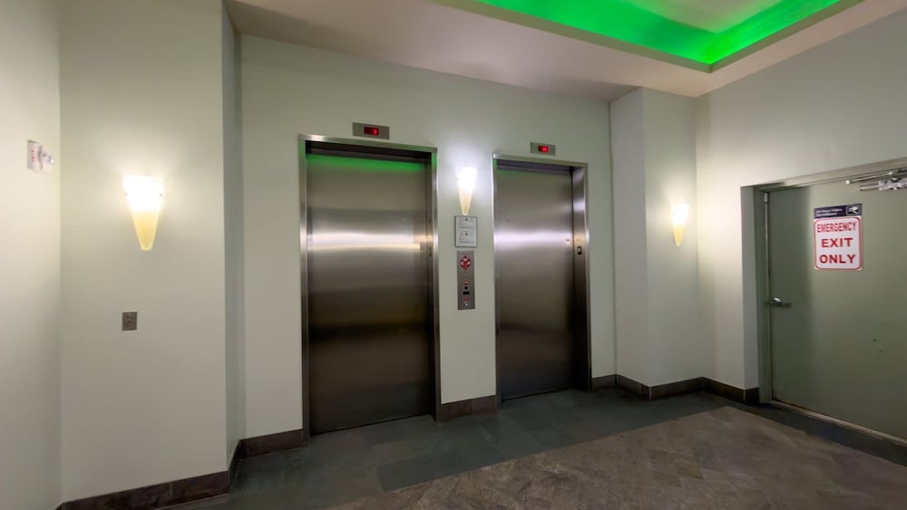Penthouse Jr Unrivaled Luxury Insane Views 3 Bedroom Apts