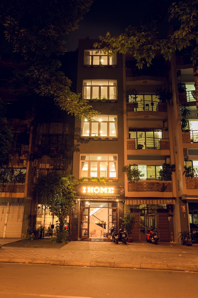 iHome Homestay