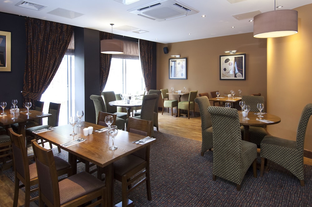 Premier Inn London Ealing 24