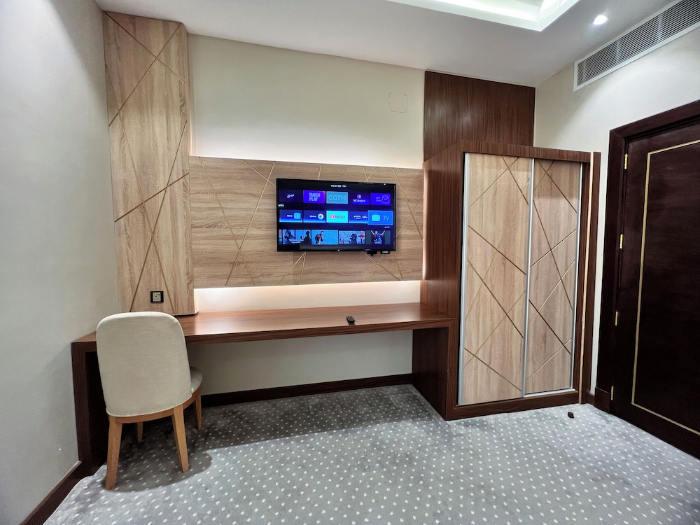 AL Ewan Pro Serviced Apartments