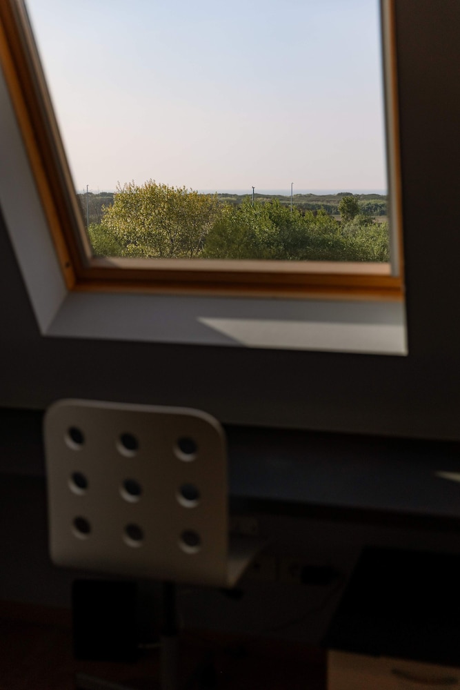 Huswell - Comfortable Apartment With Scenic Views