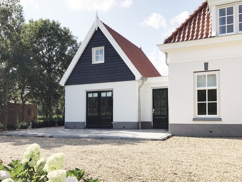 B&B Reeburg