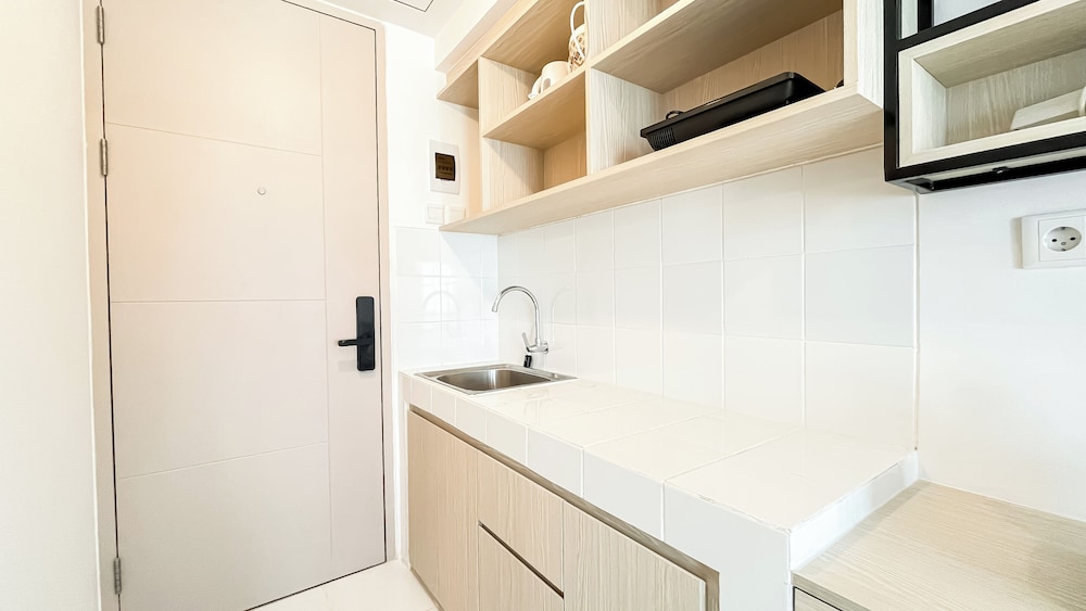 Basic Studio Room Apartment Tokyo Riverside Pik 2
