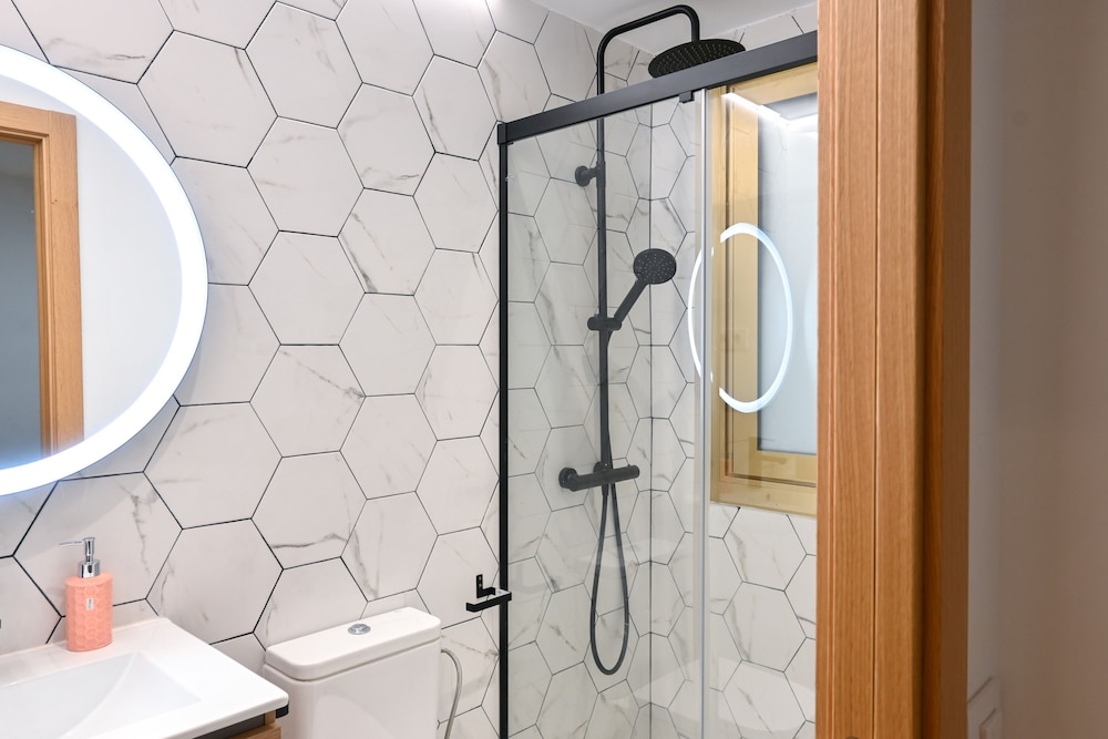 M Sil27 Bonito Apartamento de dos Dormitorios a