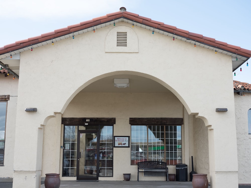 Baker City Vacations - Eldorado Inn Baker City - Property Image 1