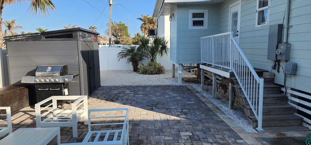 159 Pearl St 2 Bedroom Home