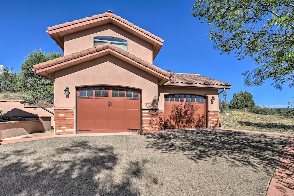 Prescott Vacations - Elegant Prescott Home < 5 Mi to Butte Creek Trail! - Property Image 2