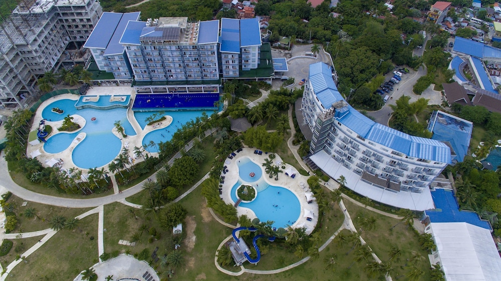 Solea Seaview Resort