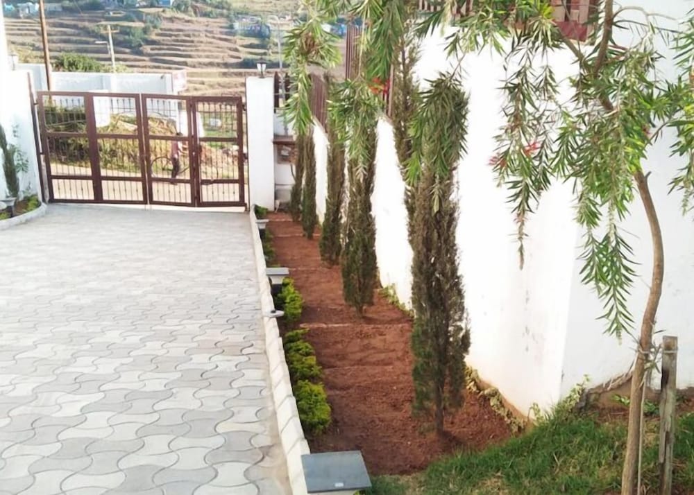 Rock Ooty Heritage Villa