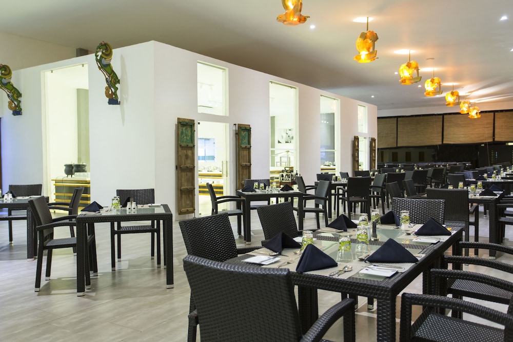 Aliya Resort & Spa