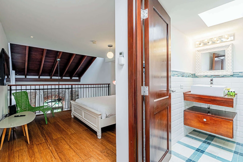 w Grandiose 1BR w Balcony in San Felipe