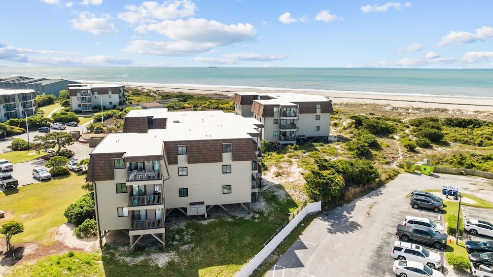 Southwinds G10 2 Bedroom Condo by RedAwning view 2
