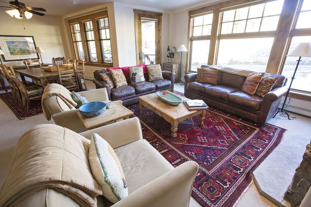 WestWall Lodge - Property Image 52