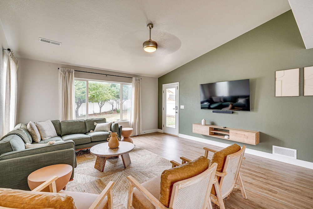 Family Home w/ Fenced Yard in Pueblo: 5 Mi to Dtwn