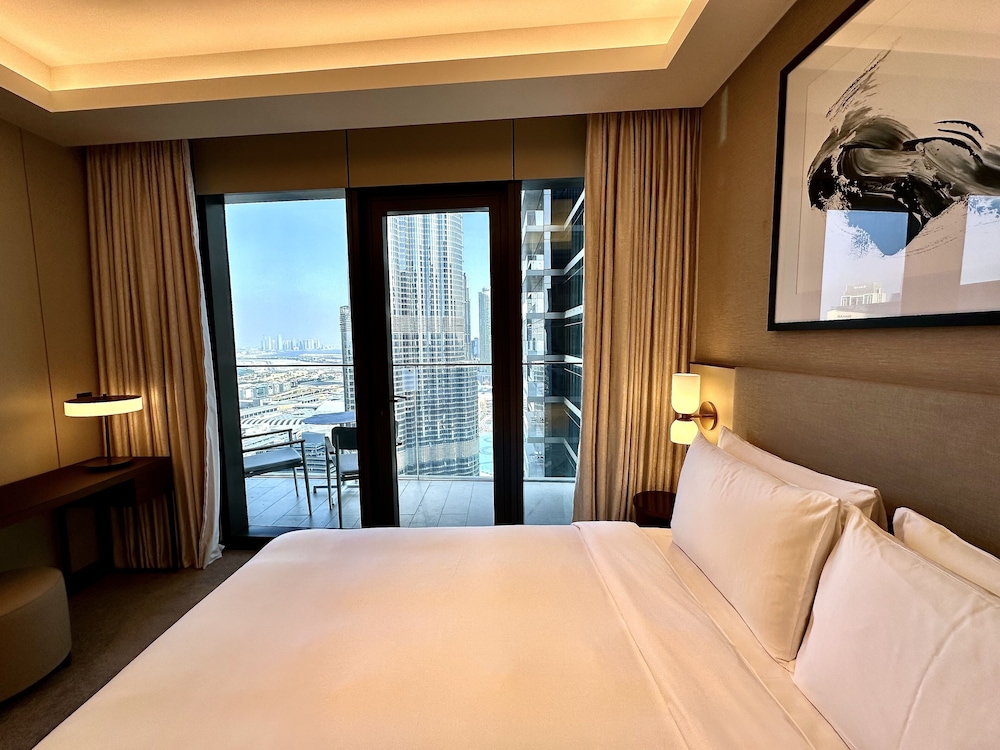 Lux BnB Address Opera I Burj Khalif Views