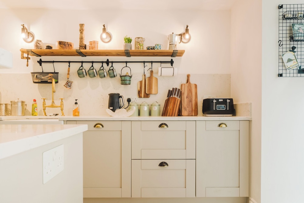 Historic 3 BD Cottage in the Cotswolds
