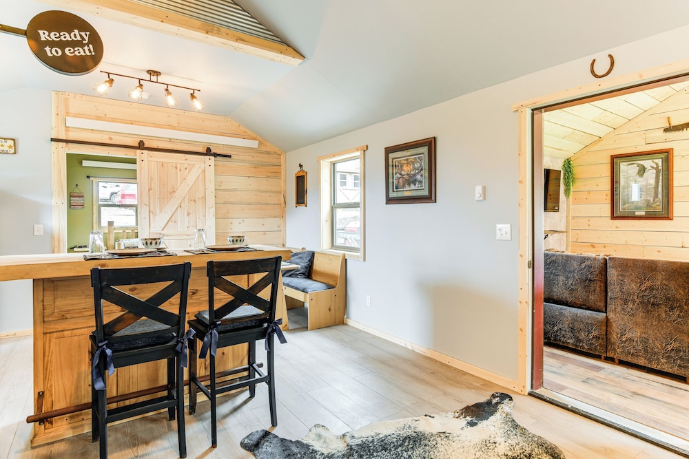 Fishing & Views: 'river Paradise' in Dubois!