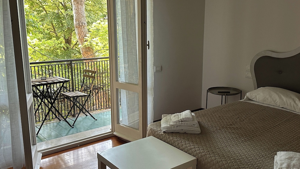 Room & Breakfast D'Annunzio