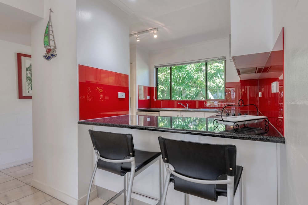 Tropical Reef Apartments Port Douglas