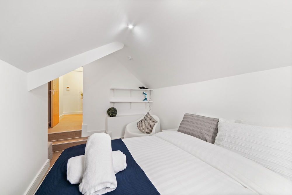 Wonderful Stay 2 Bedrooms Flat view 3
