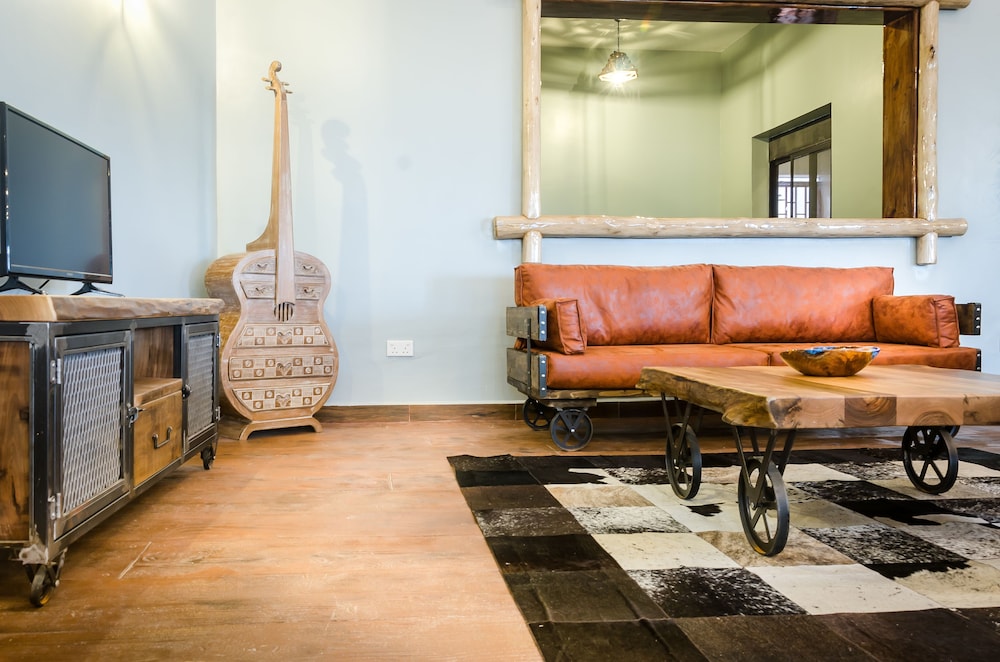 Emburara Farm Lodge