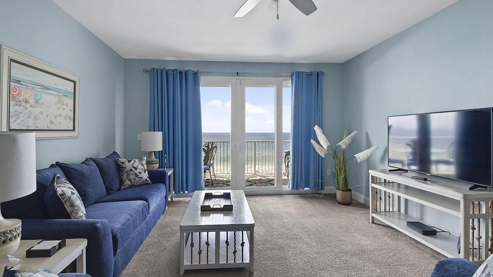 Laketown Wharf 1523