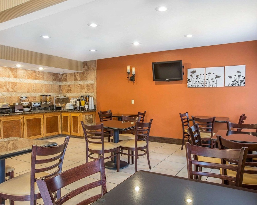 Sleep Inn Bessemer Helena - Property Image 16